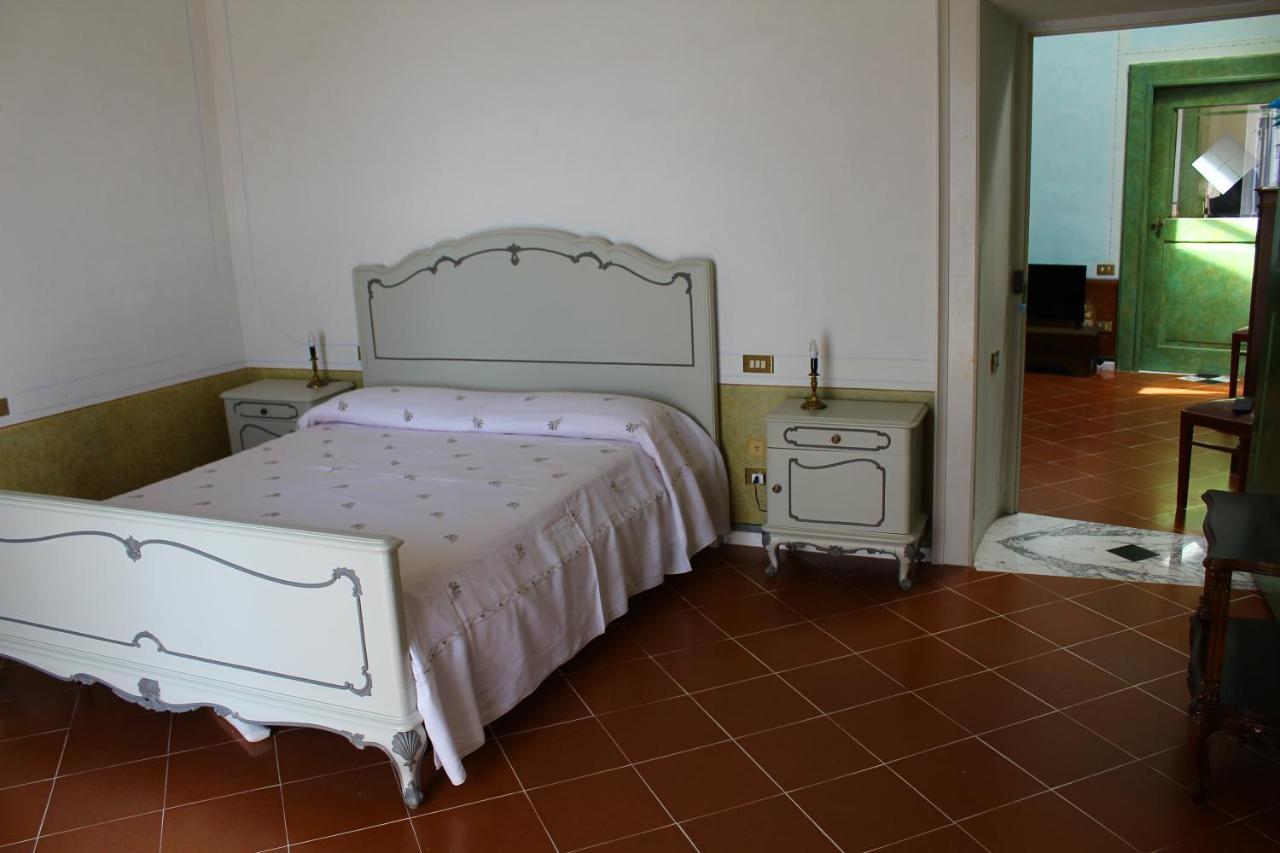 Palazzo Bernardini B & B Matera Exterior foto